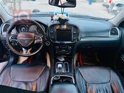 کرایسلەر 300